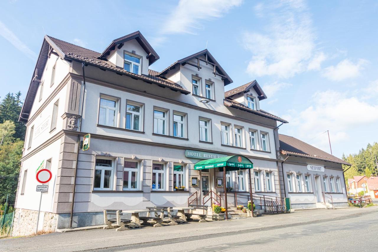 Hotel Seifert Nové Hamry Εξωτερικό φωτογραφία