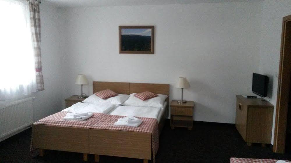 Hotel Seifert Nové Hamry Εξωτερικό φωτογραφία